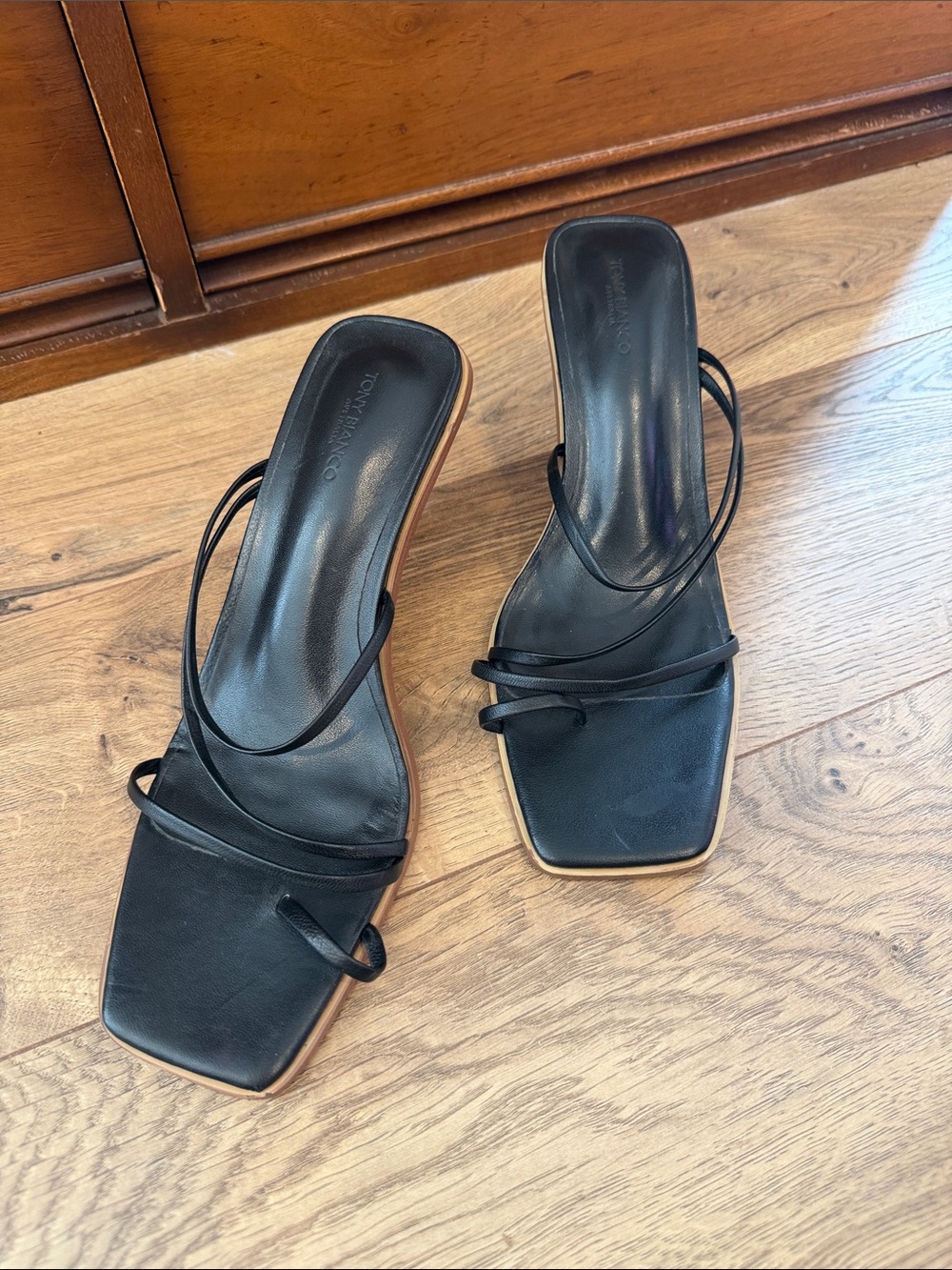 NWOT Tony Bianco Danni Black Strappy Square-Toe Women's Sandals - Picture 3 of 5
